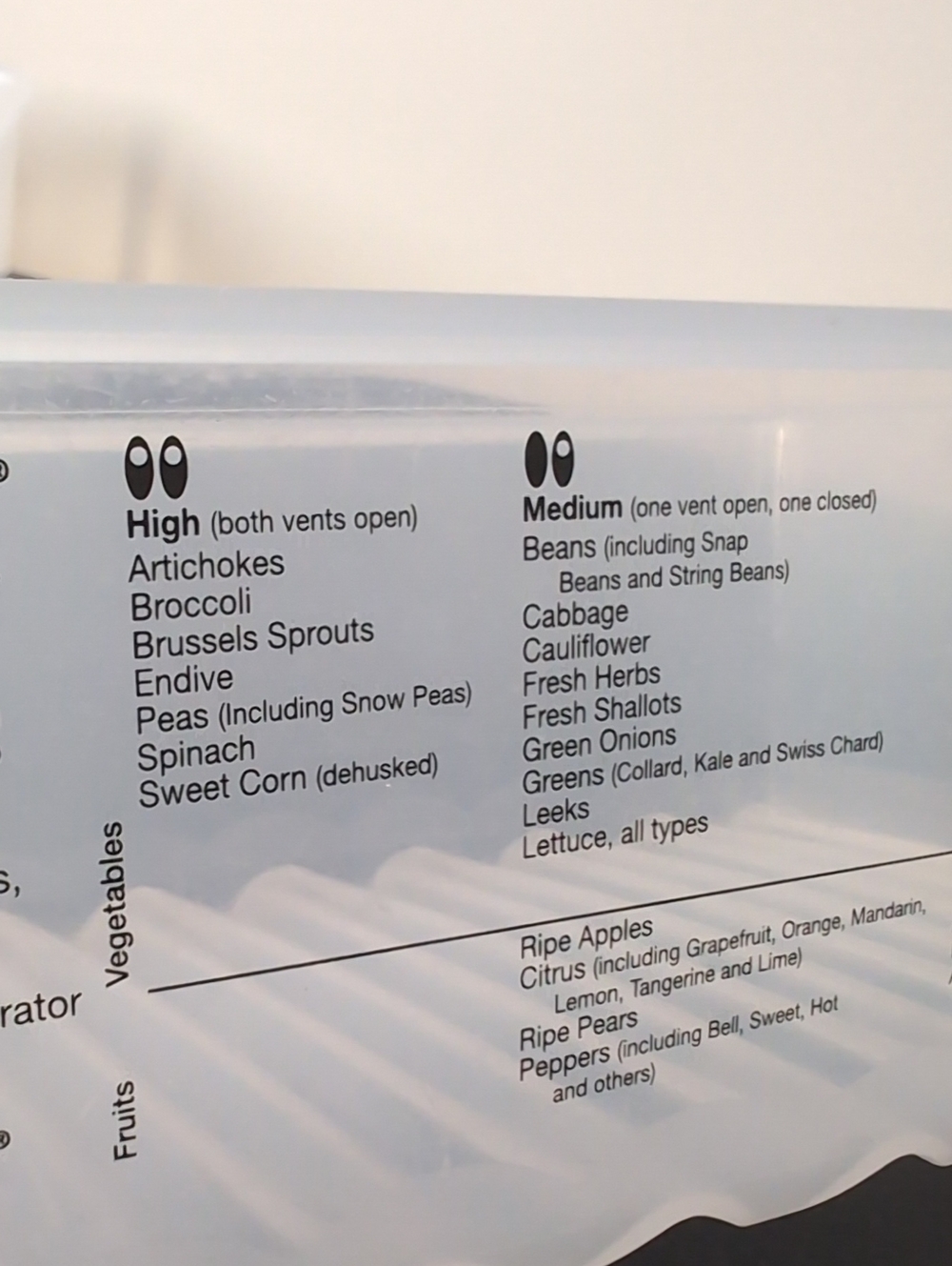 Tupperware Fridgesmart Storage Containers (2) - Picture 7 of 10
